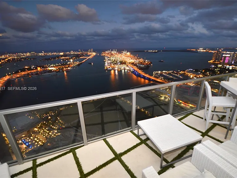 1100 Biscayne Blvd #6104 — Photo 36