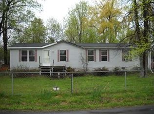 16 Romeo Cir, Plattsburgh, NY 12901