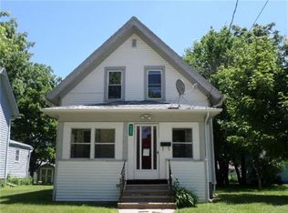 1307 8th St, Beloit, WI 53511