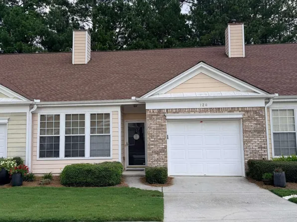 120 Camry Ln, Grayson, GA 30017