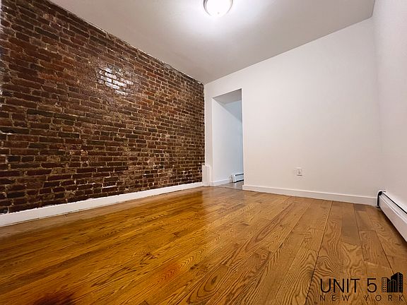 3rd image of 365 Vernon Ave #1A