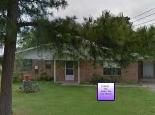 709 Knight Ln #B, Irving, TX 75060