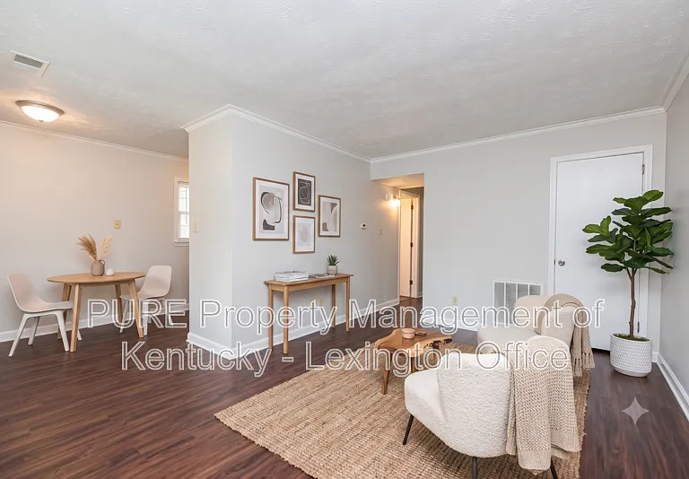311 Christy Allyn Ct #3 — Photo 5