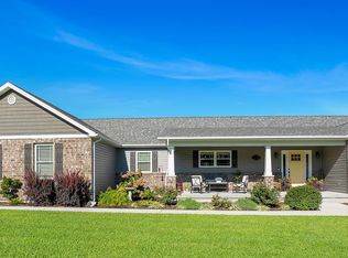 725 Red Clover Dr, Cedar Hill, MO 63016