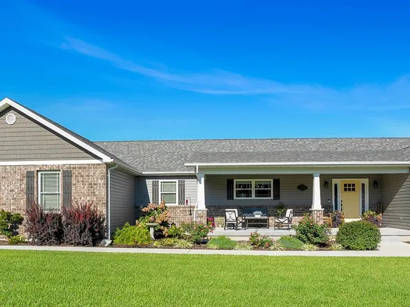 725 Red Clover Dr, Cedar Hill, MO 63016