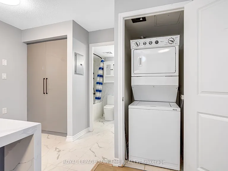 872 Sheppard Ave W #301 — Photo 17