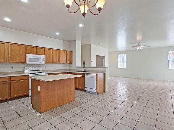 5th image of 12519 W Campina Dr