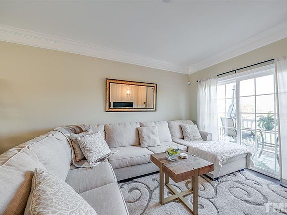 2nd image of 10410 Sablewood Dr Unit 105