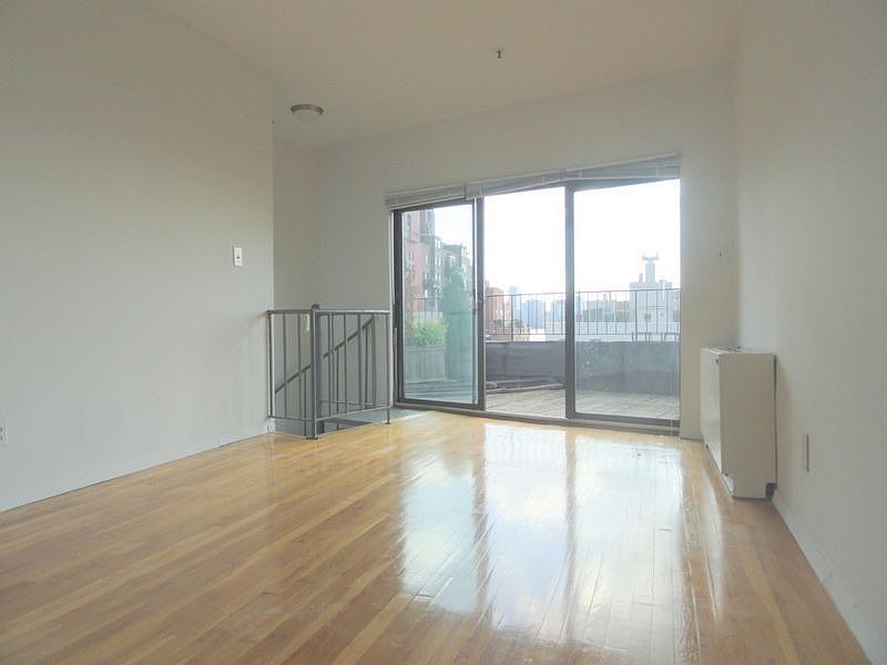 1st image of 341 W 11th St