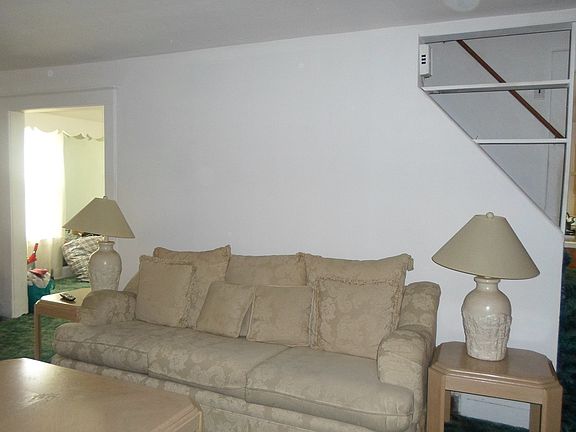 5th image of 37 Lincoln Ave