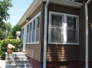 2609 S 12th St, Omaha, NE 68108
