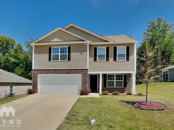2331 Meadow Stream Dr, Sherrills Ford, NC 28673