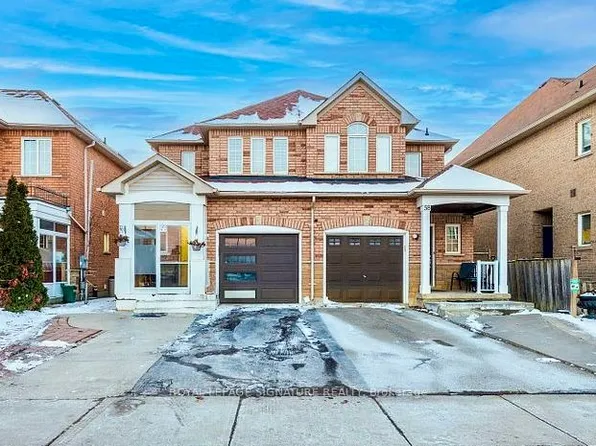 56 Tahir St, Vaughan, ON L6A 3A9