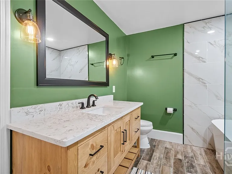 114 Saint Andrews Way — Photo 21
