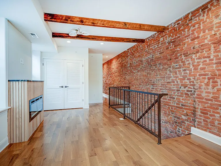 2841 W Diamond St — Photo 12