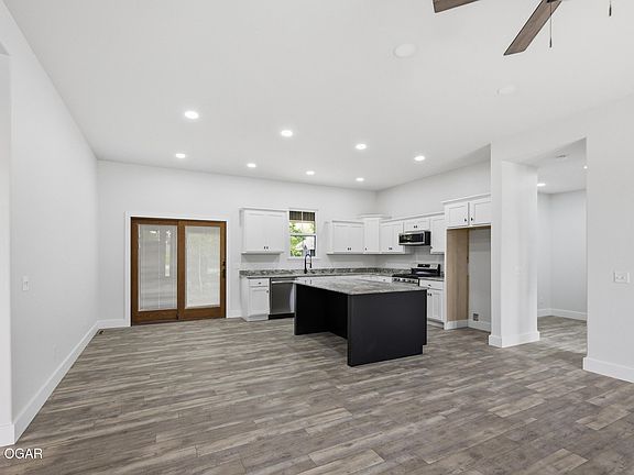5th image of 3761 Cresswell Dr