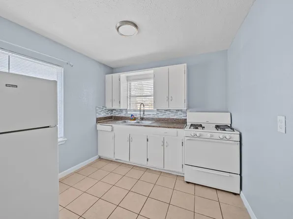 904 Beverly Ave APT C, Pasadena, TX 77506