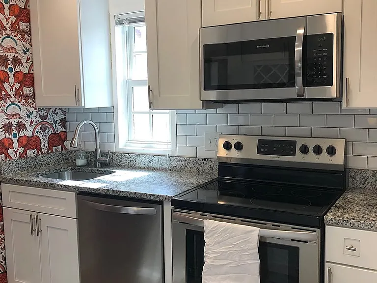 1604 W Abingdon Dr #102 — Photo 15