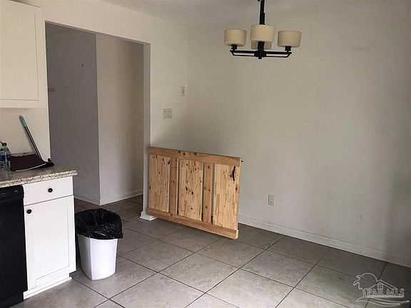 3rd image of 1316 El Dorado Dr