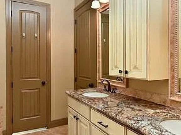 5th image of 1854 W Stonebridge Dr #39