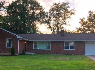 106 Stolz Dr, Middletown, OH 45042