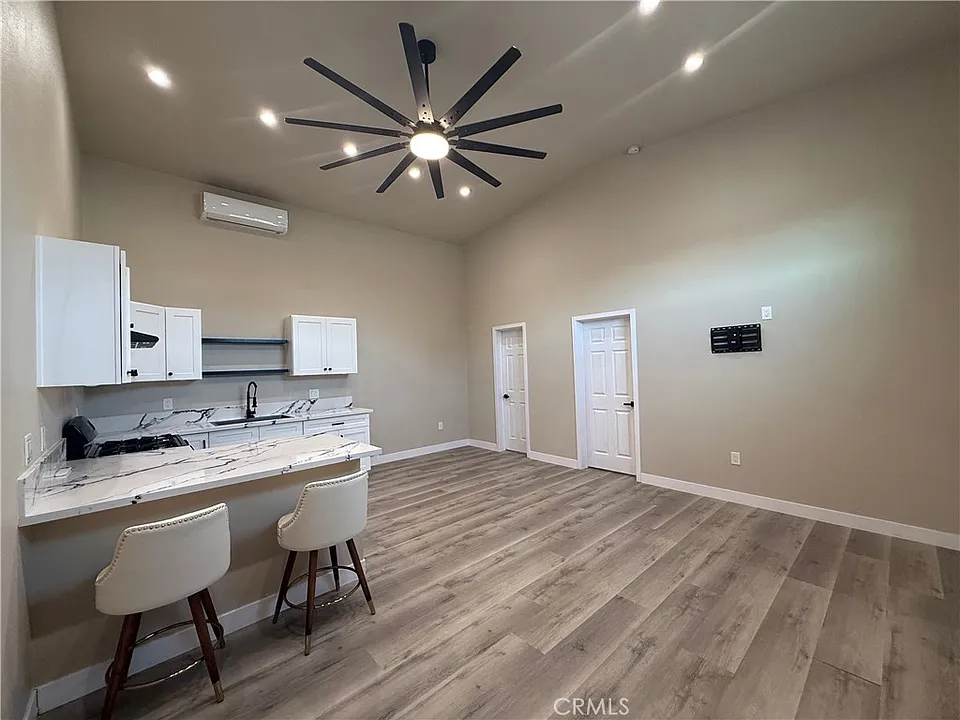11306 Rosecrans Ave #3