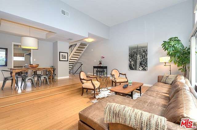 1st image of 1012 10th St APT 6