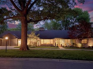 9703 Overbrook Rd, Leawood, KS 66206