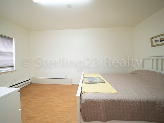 5th image of 23-09 29th St #1E