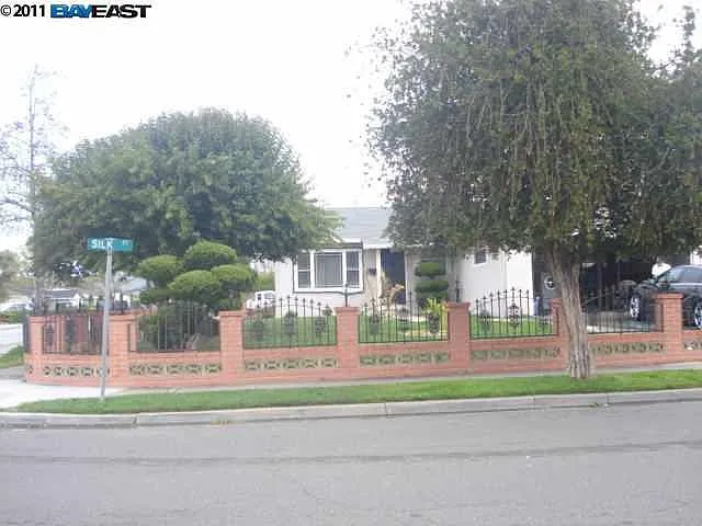 36722 Silk Ct photo 1