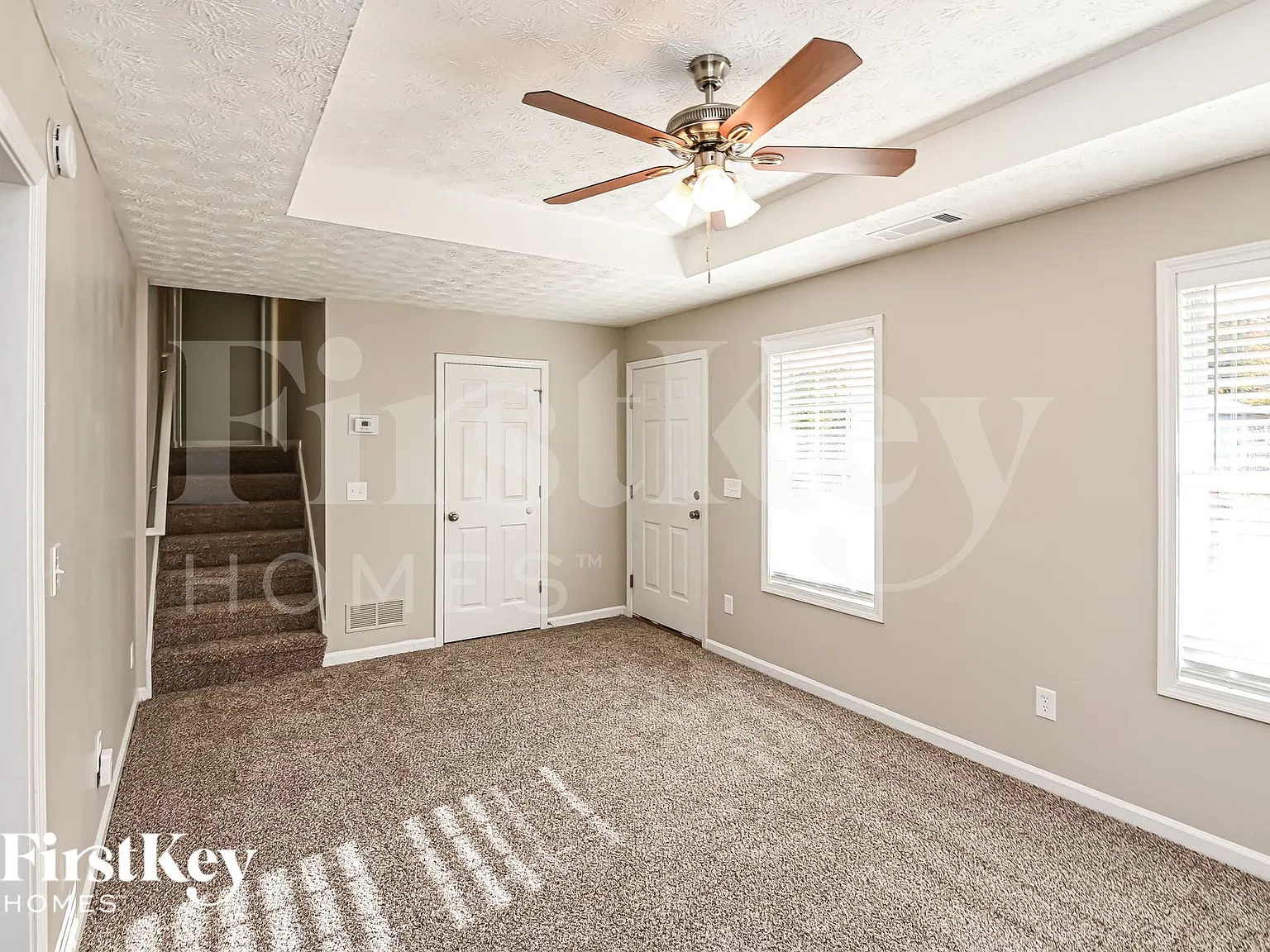 3 bed, 2.0 bath, 1268 sqft, $2,070 — Photo 4