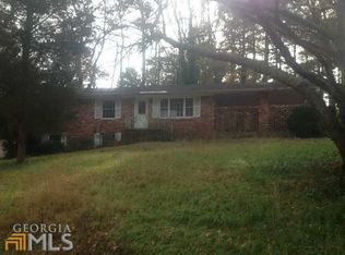 527 Kenridge Cir, Stone Mountain, GA 30083