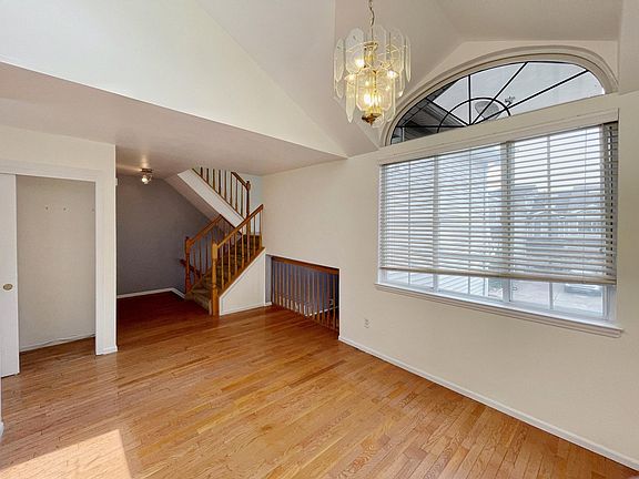 5th image of 36 Latourette Ln #2F