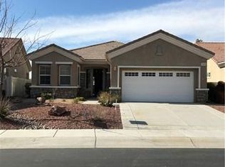 10450 Nobleton Rd, Apple Valley, CA 92308