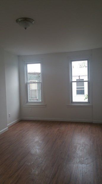 2nd image of 3542 Mantua Ave