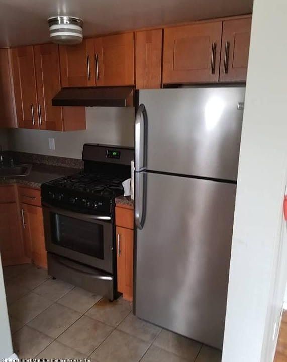 1st image of 186 Wild Ave