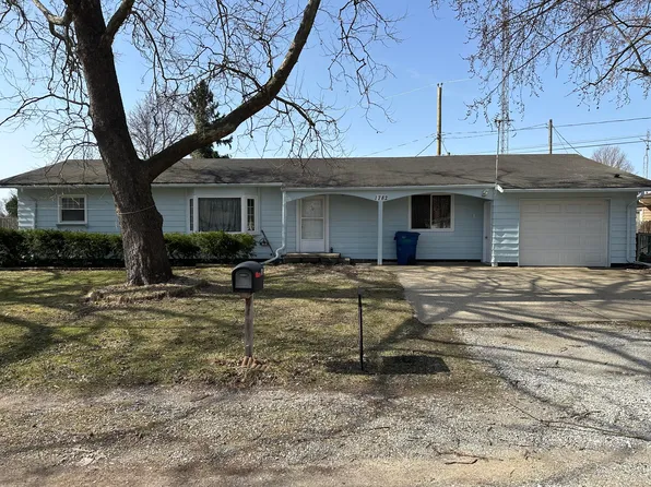 1782 E Ogden Ave, Benton Harbor, MI 49022