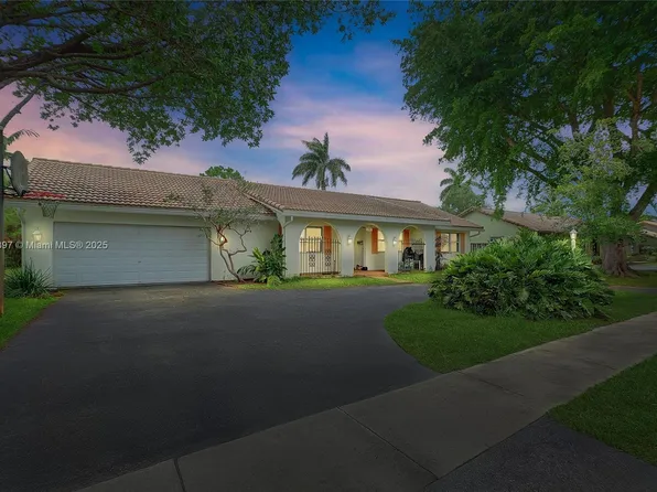 7461 SW 7th St, Plantation, FL 33317