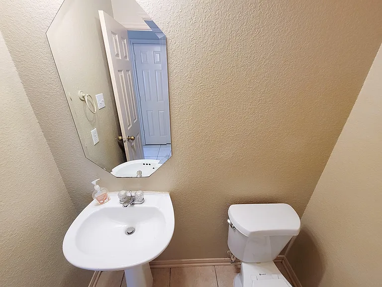 21807 Aspen Mist Ln — Photo 29