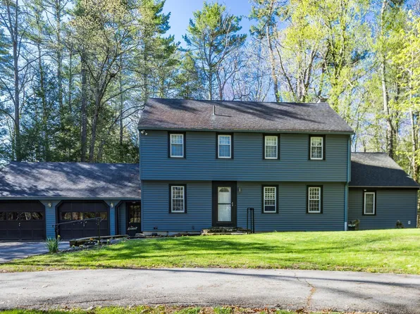 4 Moharinet Way, Durham, NH 03824