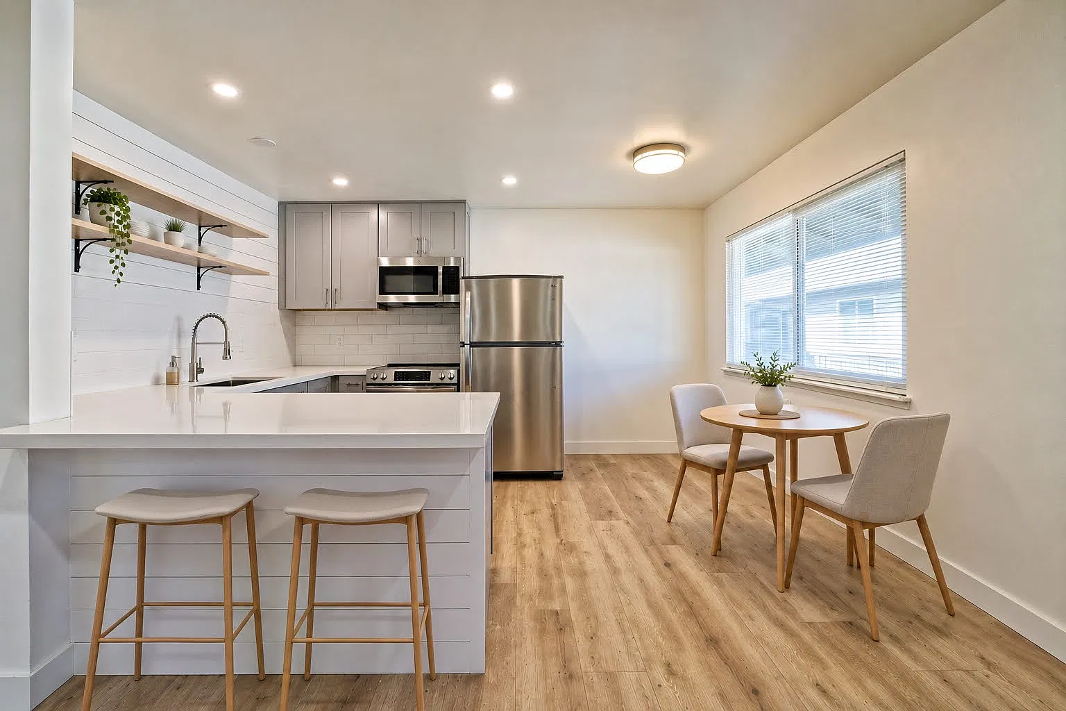 1 bed, $2,995 — Photo 1