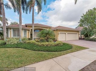2451 Eagle Run Dr, Weston, FL 33327