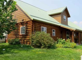 50 Golden Willow Rd, Lander, WY 82520