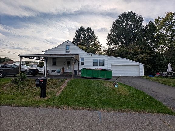 2nd image of 105 Nancy St
