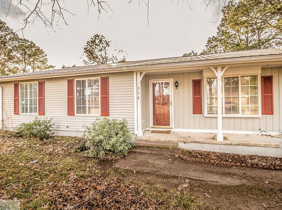 1st image of 306 Gainey Dr