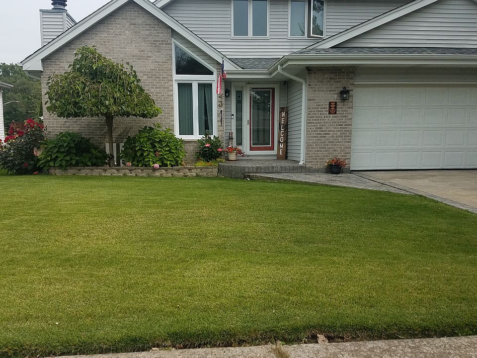 1st image of 123 Valleywood Dr