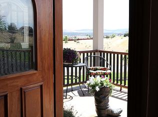 319 SE Barber Rd, Madras, OR 97741