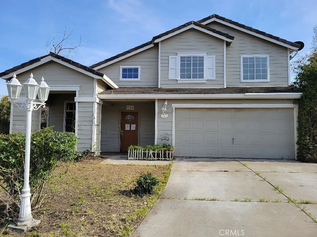 863 Neal Ct photo 1