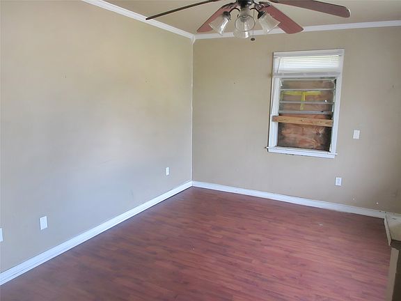3rd image of 8607 Nesom Ct