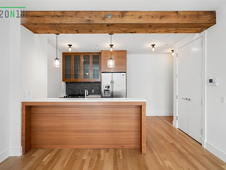 220 N 10th St #4F — Photo 4